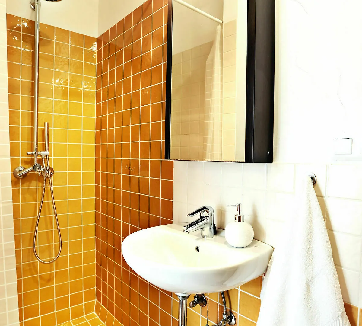Cozy And Bright Malaga Center Apartment Spain